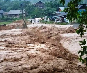 Miền Trung dự kiến sơ tán gần 300.000 người để ứng phó mưa lũ