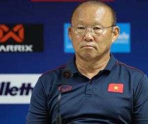AFC công bố trọng tài trận Việt Nam vs Oman, HLV Park Hang-seo lại lo lắng về VAR