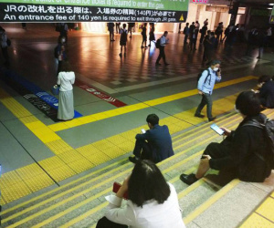 Tokyo rung chuyển vì động đất mạnh