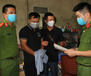 Bắt tên trộm đi ô tô, mang máy cắt phá 2 két sắt của công ty lấy gần 1 tỷ đồng