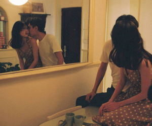 Điều nhiều người vợ lầm tưởng về lý do đàn ông 'vợ đẹp, con khôn' vẫn tìm mọi cách mò đến 'trà xanh'