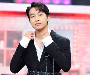 Thiếu gia 'ẵm' nút kim cương sau hơn 7 năm làm clip, đến tận giờ này vẫn có một điều về thân thế chưa được làm rõ