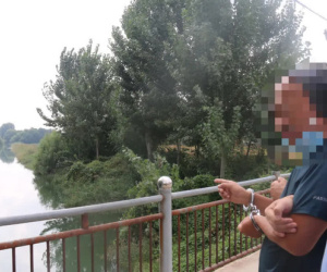Cô gái 19 tuổi đi chơi rồi mất tích, 15 năm sau hé lộ cái chết thảm thương và thái độ trơ tráo của cô bạn thân gây phẫn nộ