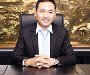 Từ chủ tịch 0 đồng, CEO 8X liên tục xuống tiền chi phối tập đoàn nghìn tỷ