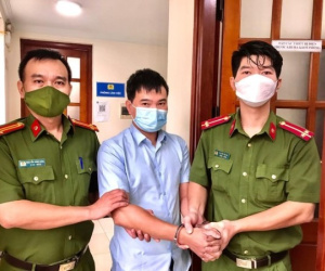 Giám đốc Công ty dược 'ôm nợ', trốn truy nã