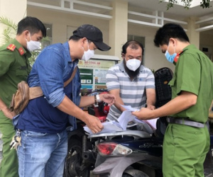 Nhóm làm phiếu xét nghiệm giả ở TP Phan Thiết in cả giấy thông hành