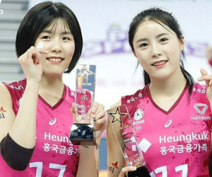 Bê bối không hồi kết của cặp 'nữ thần bóng chuyền' Hàn Quốc: Bắt nạt bạn học chưa lắng đã bị tố bạo hành khiến chồng bị sang chấn tâm lý