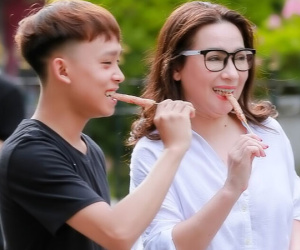 Quản lý cũ Phi Nhung tiết lộ sự thật về mối quan hệ giữa Hồ Văn Cường và mẹ ruột, làm rõ nghi vấn sổ tiết kiệm và các tài khoản MXH