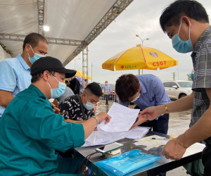 22 chốt cửa ngõ Hà Nội vẫn kiểm soát người ra vào như Chỉ thị 16