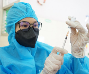 Hà Nội ghi nhận 12 ca dương tính với SARS-CoV-2