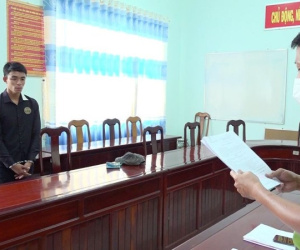 Nam thanh niên cưới bé gái 15 tuổi làm vợ