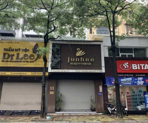Hàng quán tìm cách mở cửa trở lại