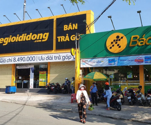 Dính hàng loạt lùm xùm chỉ trong 3 tháng nhưng cổ phiếu Thế Giới Di Động vẫn 'đắt khách', vốn hóa vừa lên cao nhất lịch sử