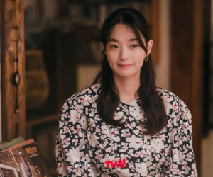 Thời trang nữ chính Hometown Cha-Cha-Cha bị chê vừa già vừa sến: Ủa, đúng chất gái quê mà mọi người ơi!