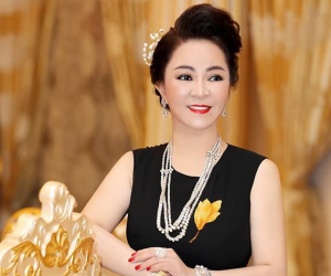 Bà Phương Hằng tiết lộ sẽ thống kê hết những tài khoản đã quyên góp tiền từ thiện gửi lên Bộ Công An - 'đâu đó còn rất nhiều người núp lùm'