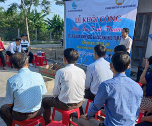 Ca sĩ Đàm Vĩnh Hưng hỗ trợ gì người dân vùng lũ Quảng Trị?