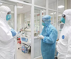 Sáng 16/10: Chỉ còn hơn 3.800 ca COVID-19 nặng; Italy trao tặng Việt Nam thêm hơn 2 triệu liều vaccine AstraZeneca