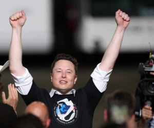 Elon Musk đạt cột mốc mới: Tổng tài sản bằng Bill Gates và Warren Buffett cộng lại