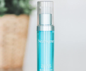 5 lọ serum đa năng hợp túi tiền: Đỉnh từ cấp ẩm đến chống lão hóa, mua tự thưởng 20/10 thôi chị em!