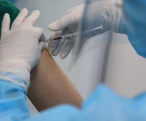 CDC Hà Nội nói gì về kế hoạch tiêm vaccine Covid-19 cho trẻ em từ 12-17 tuổi?