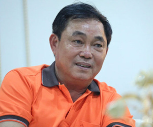 Phản ứng của ông Huỳnh Uy Dũng trước việc vợ cũ mất và thông tin bất ngờ về người đàn bà bí ẩn từng đứng sau ông chủ Đại Nam