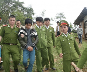 Thi thể thiếu nữ khỏa thân trong ngôi nhà kín, hé lộ tội ác của gã anh họ đồi bại