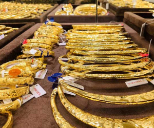 Giá vàng trong nước cao hơn thế giới hơn 7 triệu đồng/lượng
