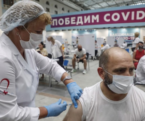 Tâm lý e ngại, nghi ngờ vaccine khiến ca nhiễm, ca tử vong vì Covid-19 ở Nga tăng cao