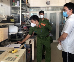 Khởi tố 2 người trong nhóm làm phiếu xét nghiệm COVID-19 giả ở Bình Thuận