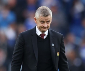 Bị Solskjaer giữ lại, phòng thay đồ MU hỗn loạn