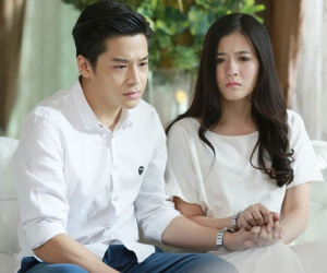 Tặng quà 20/10 cho mẹ và chị gái, tôi không ngờ chồng lại thêm vào một món khiến tôi trở thành tội đồ trong mắt mọi người