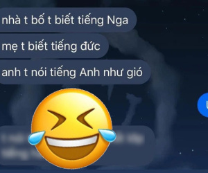 Nữ sinh khoe cả nhà ai cũng thạo ngoại ngữ, mỗi người nói 1 thứ tiếng ai ngờ là màn 'tự phốt', đọc dòng tin cuối mà tức