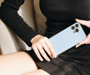 FPT Shop: Doanh số iphone 13 phá kỷ lục với 5.000 máy, thu về 200 tỷ đồng từ Apple Fan chỉ trong 1 ngày