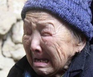 Con trai biệt tăm, bố mẹ cứ ngỡ đi làm xa, không ngờ lại tìm thấy con trong sân nhà sau 19 năm!