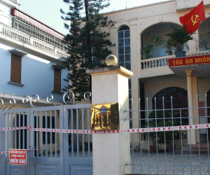 Có 6 ca Covid, huyện ở Hà Nội phong toả nhiều trụ sở, khu dân cư