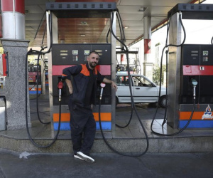 Iran dính đòn tấn công 'độc'