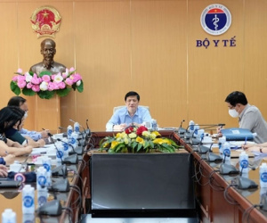 Việt Nam sẽ tiêm vaccine Pfizer cho trẻ 12-17 tuổi