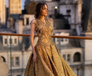 Angelina Jolie gây 'sốt' với 2 bức ảnh đẹp nức nở, hút hàng ngàn bình luận khen ngợi