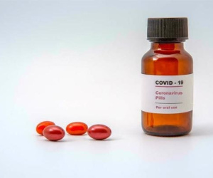 Nam Phi thử vắc xin dạng uống, Nga 'cấm cửa' nghị sĩ chưa tiêm phòng Covid-19