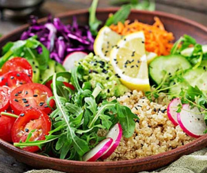 Ăn chay trường liệu có tốt cho sức khỏe không? Chuyên gia dinh dưỡng tiết lộ câu trả lời quan trọng và kinh ngạc!