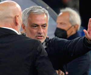 Đứt chuỗi bất bại sân nhà, HLV Mourinho 'chạy trốn' truyền thông