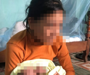 Vụ bé gái 15 tuổi nghi bị bị xâm hại dẫn đến sinh con: Nhiều gia đình thanh niên trong xã tới xin đưa cháu bé đi xét nghiệm ADN