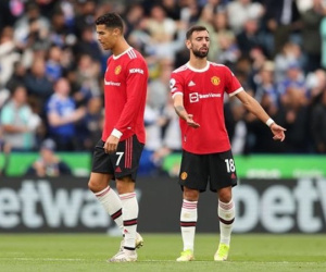 Ronaldo nhận giải thưởng ở MU, Bruno Fernandes không đồng tình