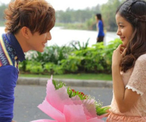 Biết mình bị cắm sừng, cô gái nhắn tin đòi nợ nhưng lại nhận câu trả lời gây sốc của bạn trai: 'Nhu cầu của em cao quá, 900 triệu coi như công anh phục vụ'