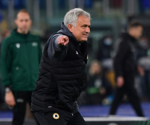AS Roma thoát thua đội 'tí hon', Mourinho lại cà khịa trọng tài