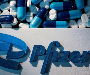 Mỹ đặt mua hàng triệu liều thuốc kháng virus của Pfizer