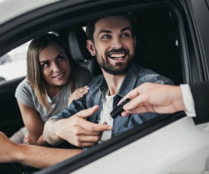 Ưu và nhược điểm khi thuê ô tô tự lái