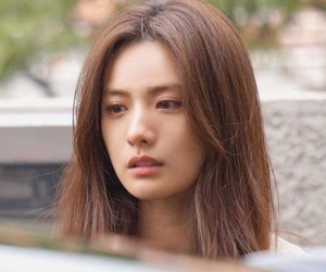 Đang họp thì chồng bất ngờ gọi về nhà ngay vì có việc gấp, để rồi khi biết lý do thì tôi uất nghẹn đến ứa nước mắt