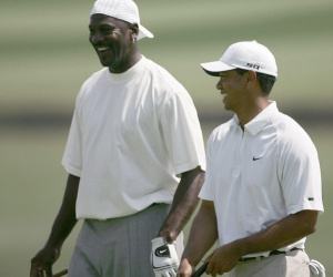 Tiger Woods giàu nhất làng golf thế giới