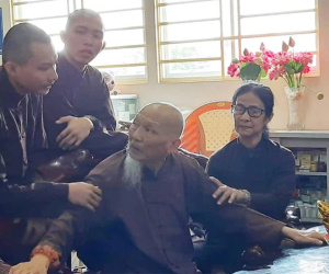 Ông Lê Tùng Vân tự 'ban hành' những điều luật có 'một không hai' tại Tịnh Thất Bồng Lai